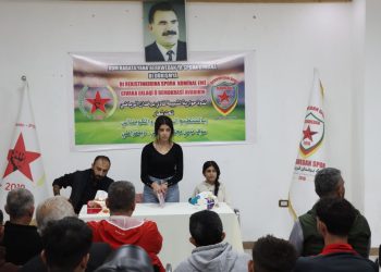 Ciwanên PYD komxebatekî ji bo bi rêxistinkirina werzişa komînal li darxistin