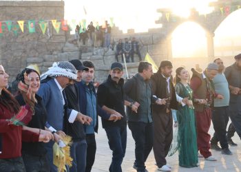 Li Hesekê ji bo 27’ê Mijdarê şahiyek hat darxistin