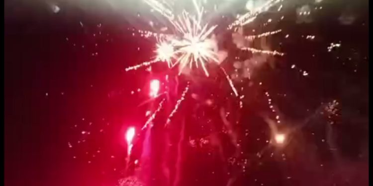 Ciwanên Dêrazorê roja tekoşînê pîroz kirin