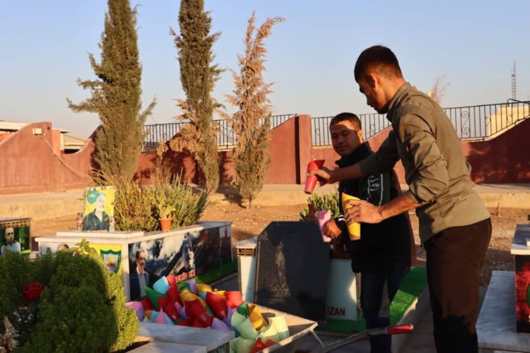 10,500 mûm li Goristana Şehîdan li Qamîşloyê hatin vêxistin