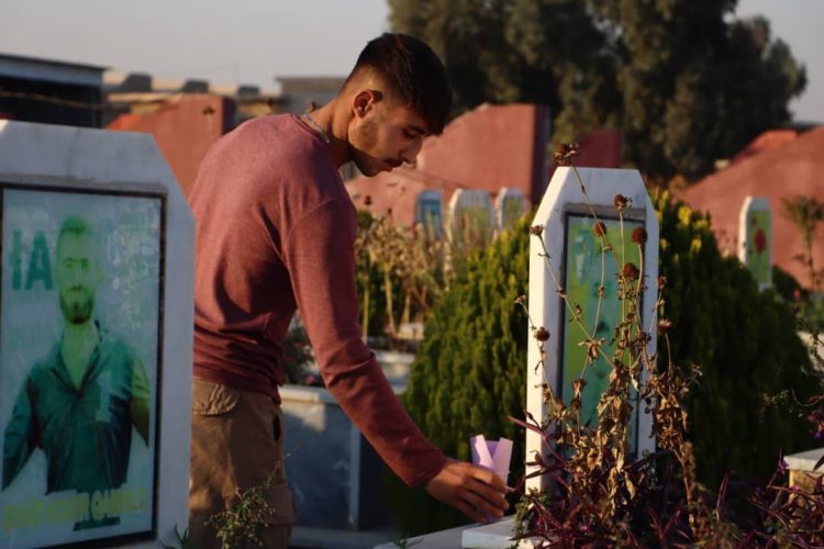 10,500 mûm li Goristana Şehîdan li Qamîşloyê hatin vêxistin