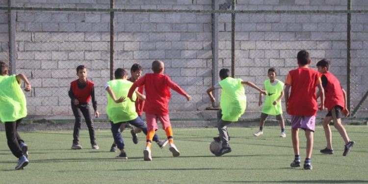 Destpêkirina Turnuva Dibistanan li Reqa bi Beşdariya Dibistanên Gund û Bajar