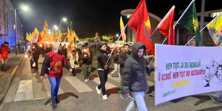 Ciwanan Roja Berxwedana Neteweyî li Marsîlyayê pîroz kirin