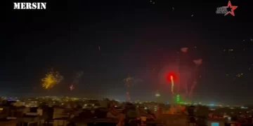 Li gelek bajarên Kurdistan û Tirkiyeyê, Ciwanên Apoyî 27’ê Mijdarê Roja Berxwedana Neteweyî pîroz dikin