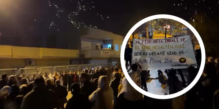 Li Mêrdîn û Amed’ê Pîrozbahiyên Girseyî yên Bi Pêşengiya Ciwanan