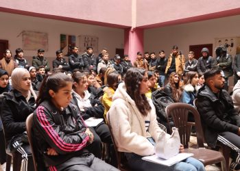 Yekîtiya Xwendekaran û Hêzên Ewlehiyê li Qamîşloyê Semînerek Dijî Madeyên Hişber Lidar Dixin