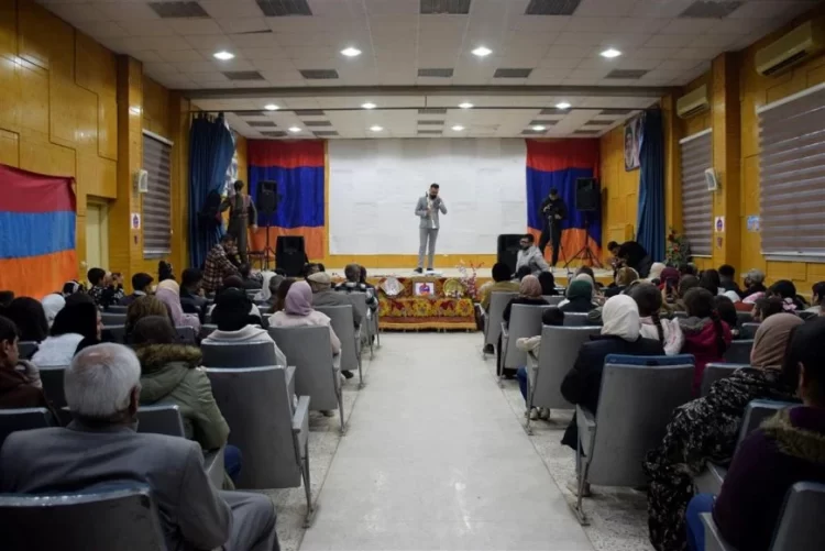 Li Dirbêsiyê şevbuhêrka têkildarî nasnameya Ermenî