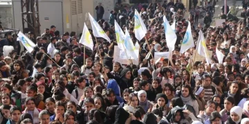 Bi Hezaran Xwendekar li Dijî Ambargoyê Meşiyan