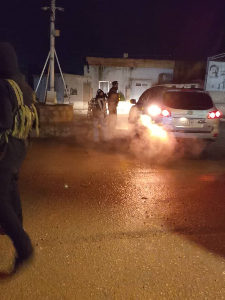 Ciwanên Dirbêsiyê ewlehiya bajarê xwe diparêzin