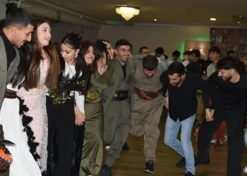 Ciwanên Hamburgê: Serkeftin Dê Ya Me Be