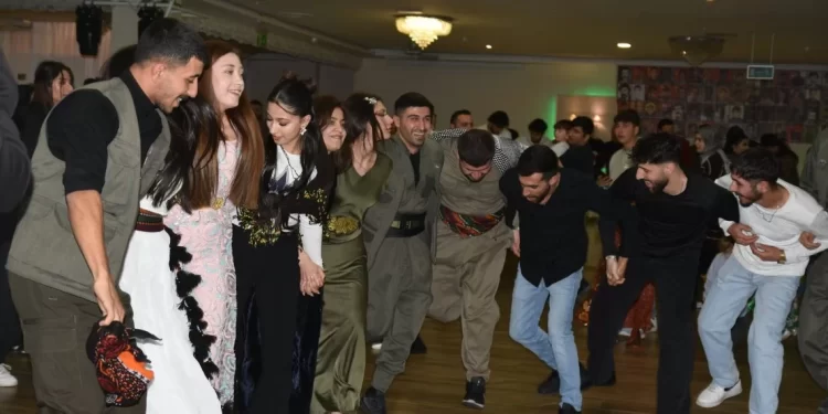 Ciwanên Hamburgê: Serkeftin Dê Ya Me Be