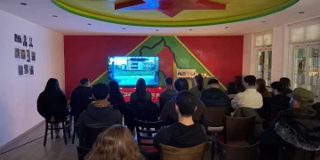 Komkujiya Mereşê Li Stuttgartê Bi Pêşengiya Ciwanan Hate Bîranîn