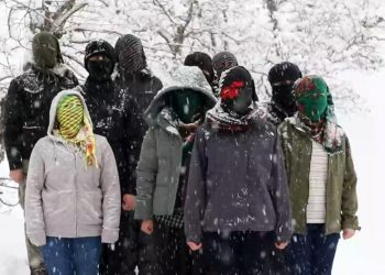 Ciwanên Rojhilatê Kurdistanê Jî Biryar Dane Ku Tevlî Berxwedanê Bibin: Em Hemû Ciwanan Vedixwînin