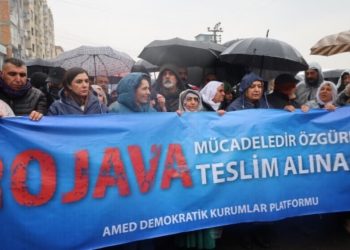 Li Amedê Tevî Astengiya Polîsan Jî Çalakiya Rojava Hate Lidarxistin