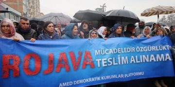 Li Amedê Tevî Astengiya Polîsan Jî Çalakiya Rojava Hate Lidarxistin