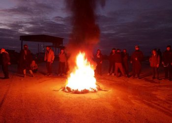 Gelê Rojava Li Sînorê Dêr Hafîrê Nobed Digre