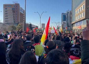 Ciwanên Li Silêmaniyê Ji Bo Rojava Daketin Kolanan