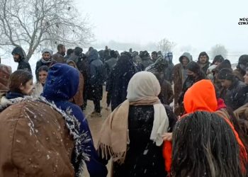 Ciwanên Kobanî Ji Bo Pêşwaziya Ciwanên Bakur Bikin Li Ser Sînoranin