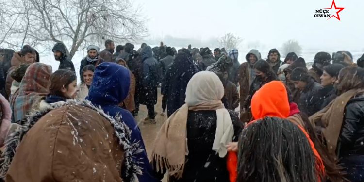 Ciwanên Kobanî Ji Bo Pêşwaziya Ciwanên Bakur Bikin Li Ser Sînoranin