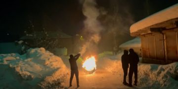 Ciwan Li Geverê Ji Bo Rojava daketin Kolanan