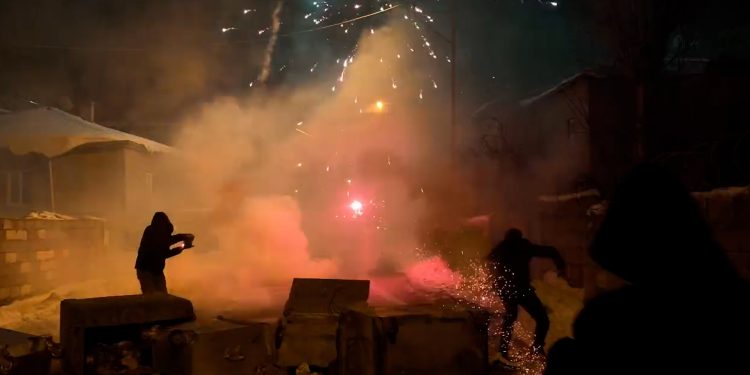 Xwepêşandana Ciwanan Li Navçeya Rêya Armûşe Ya Wanê