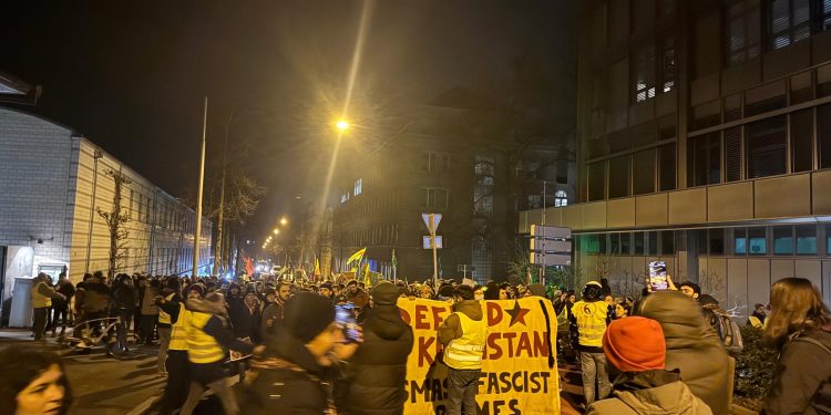 Li Bernê, Bi Pêşengiya TCŞ Meşek Ber Bi Konsolosxaneya ABD Ve Hate Lidarxistin