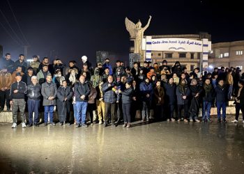 Xelkê Kobanê: Civaka Navneteweyî Berpirsê Van Komkujiyan E