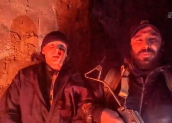 Ciwanên Kobanê Kolan Bi Kolan Nobet Digire