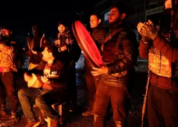 Hunermendên Hesekê Ji Bo Ciwanên Di Çeperan De Çalakiyek Ji Bo Bilindkirina Moralê Li Dar Xistin