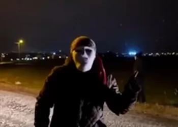 Ciwanên Welatparêz Li Semsûrê Ji Bo Rojava Daketin Kolanan