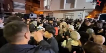 Li Mersînê Ji Bo Rojava Gel Daket Kolanan