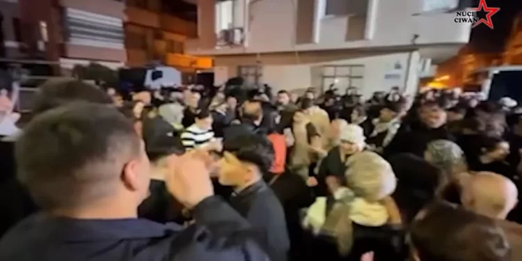 Li Mersînê Ji Bo Rojava Gel Daket Kolanan