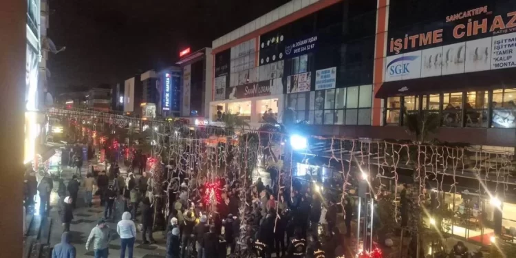 Li Stenbolê Çalakî: Gelek Binçavkirin