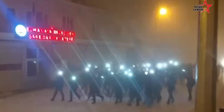 Li Kopê, Bi Pêşengiya Ciwanên Welatparêz Meşek Ji Bo Rojava Hate Lidarxistin