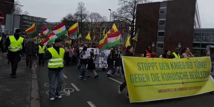 Kurdên Li Munsterê Bênavber Li Kolanan In