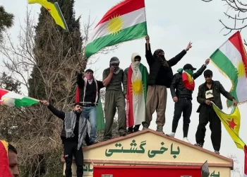 Bi Hezaran Ciwan Li Silêmaniyê Ji Bo Rojava Çalakî Kirin