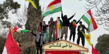 Bi Hezaran Ciwan Li Silêmaniyê Ji Bo Rojava Çalakî Kirin