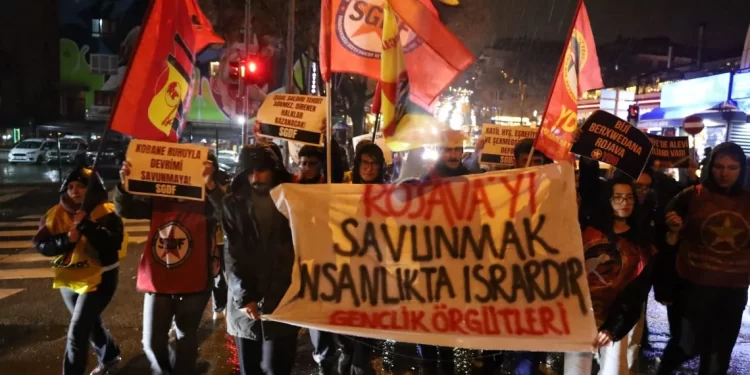 Rêxistinên Ciwanan Li Enqerê Xwepêşandan Lidar Xistin