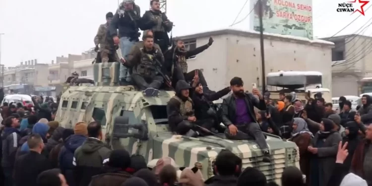 Şervanên QSD Ji Reqa Gihiştin Kobanê