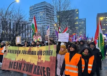 Bi Hezaran Li Hamburgê: Em ê Li Ber Terora HTS-Tirk Serî Netewînin