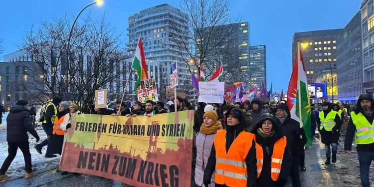 Bi Hezaran Li Hamburgê: Em ê Li Ber Terora HTS-Tirk Serî Netewînin