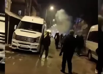 Xwepêşandanên Rojava Li Êlihê: Ciwan Bi Polîsan Re Pevçûn