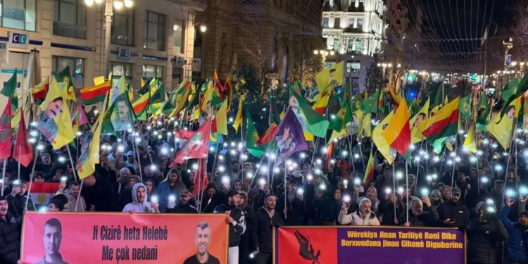 Ciwanên Li Marsîlyayê Kolanan Terk Nakin!