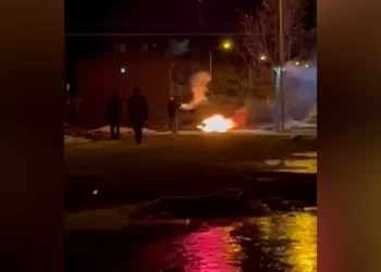 Xwepêşandana Ciwanên Welatparêz Li Amed