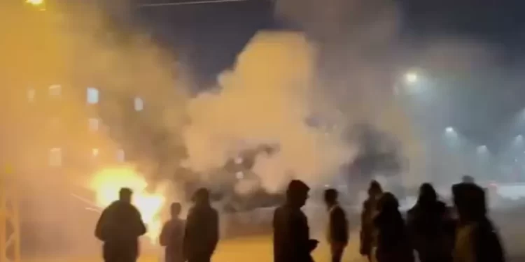 Ciwanên Li Wan û Elîhê Li Dijî Êrîşan Daketin Kolanan