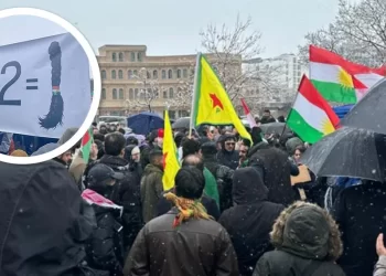 Bi Hezaran Ciwan Li Silêmaniyê Ji Bo Rojava Dimeşin