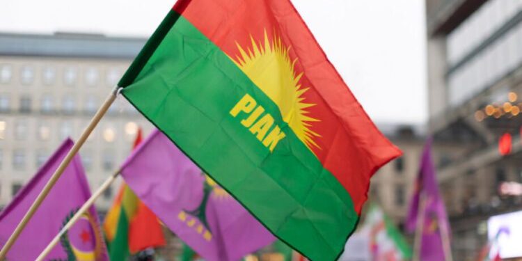 PJAK: Yekîtiya Netewî Komploya 15’ê Sibatê û Êrişa Li Ser Rojava Têk Bir