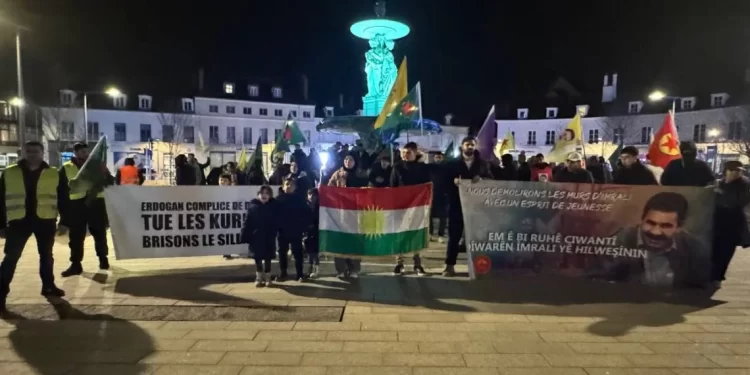 Meşa Ji Bo Rojava, Bi Pêşengiya Ciwanên TCŞ Li Melunê