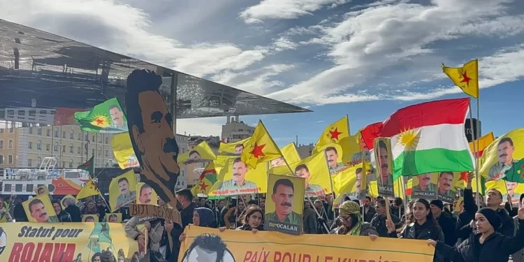 Xwepêşandana 15ê Sibatê Li Marsîlyayê: Bi Hezaran Kes Daketin Kolanan