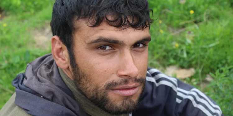 HOGIR AMED (FARUK KAÇMAN) ANISINA!